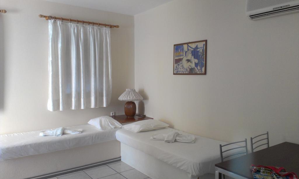 Iro Apartmentsパラリア・アギア・フォティニ 部屋 写真